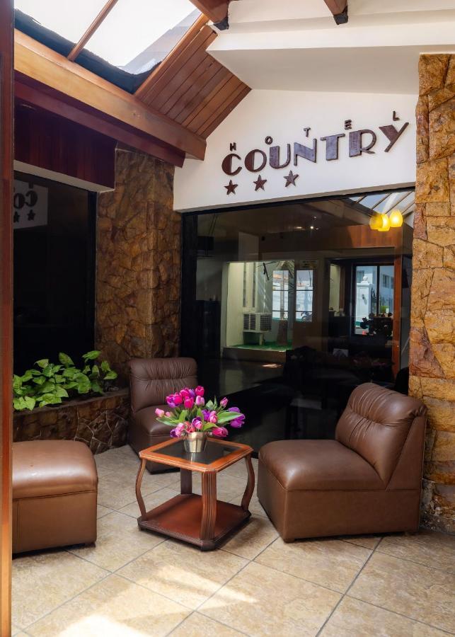 Hotel Country Trujillo Exterior foto